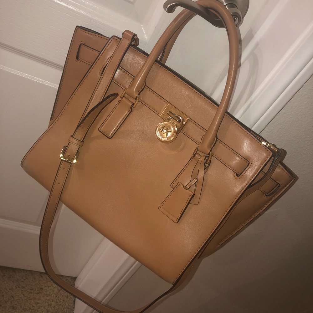 Michael Kors Hamilton leather large Acorn Traveler